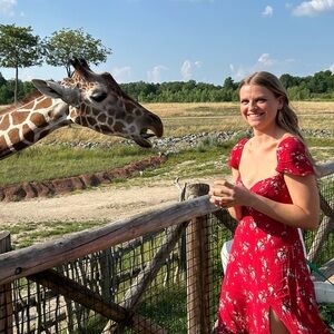 Meet your Posher, Jennifer